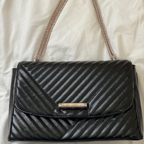 TOPSHOP Quilted silver chain crossbody/handbag - Picture 1 of 3